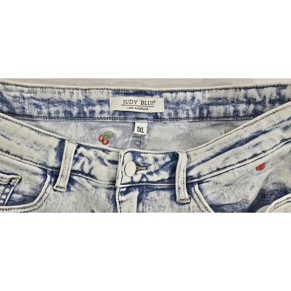 Judy Blue Denim Shorts Embroidered Cherries Distressed Stonewashed Plus Size 1XL - Picture 3 of 16